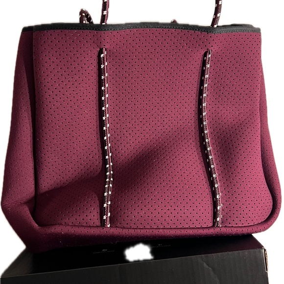 Annabel Ingall Perforated Neoprene Rope Shoulder Bag Tote Handbag Mulberry - Picture 2 of 6